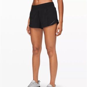 Lululemon hotty hot shorts!